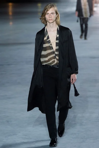 Look 31